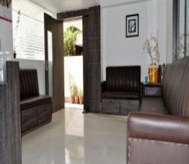 Dr. Jaya s Orthodontic & Dental Clinic Dr. Jaya s Orthodontic & Dental Clinic