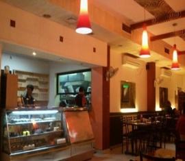Eatos Restaurant