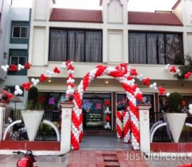 Eatos Restaurant